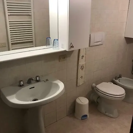 Casa Cortese アパート ガッリオ